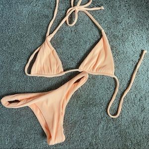 NWOT Kulani Kinis neon orange ribbed bikini set. L/M